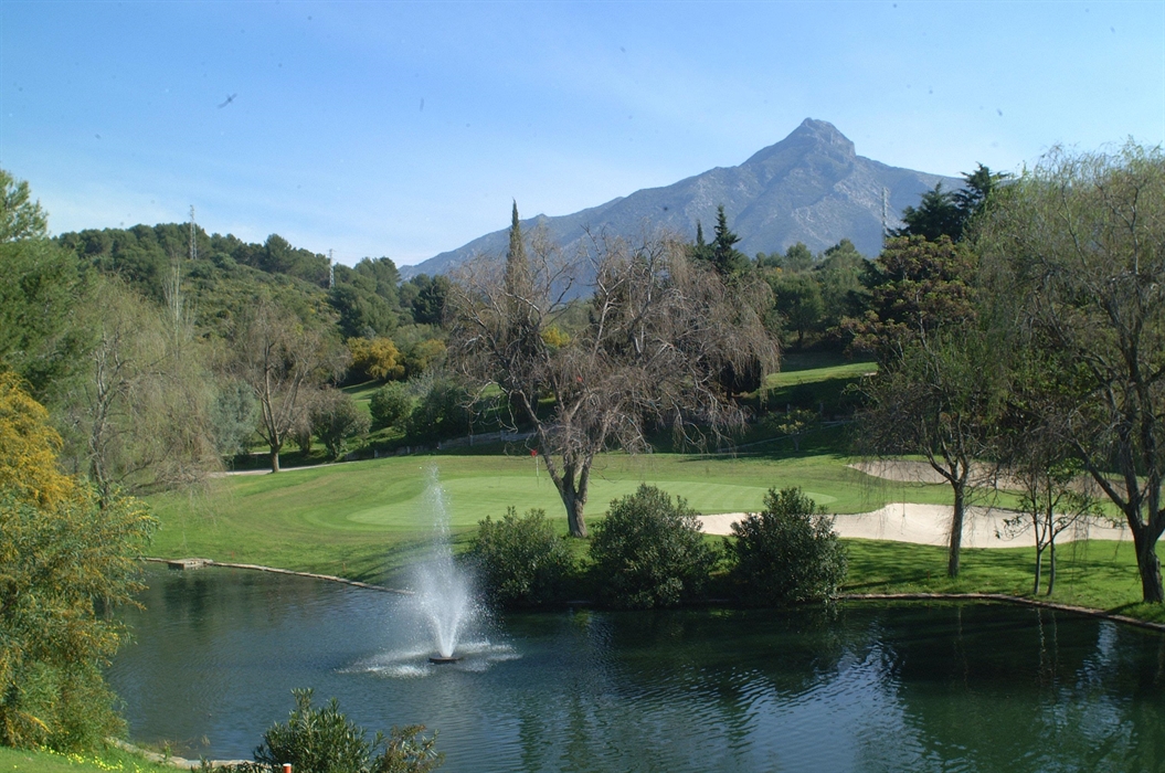 Aloha Golf Club
